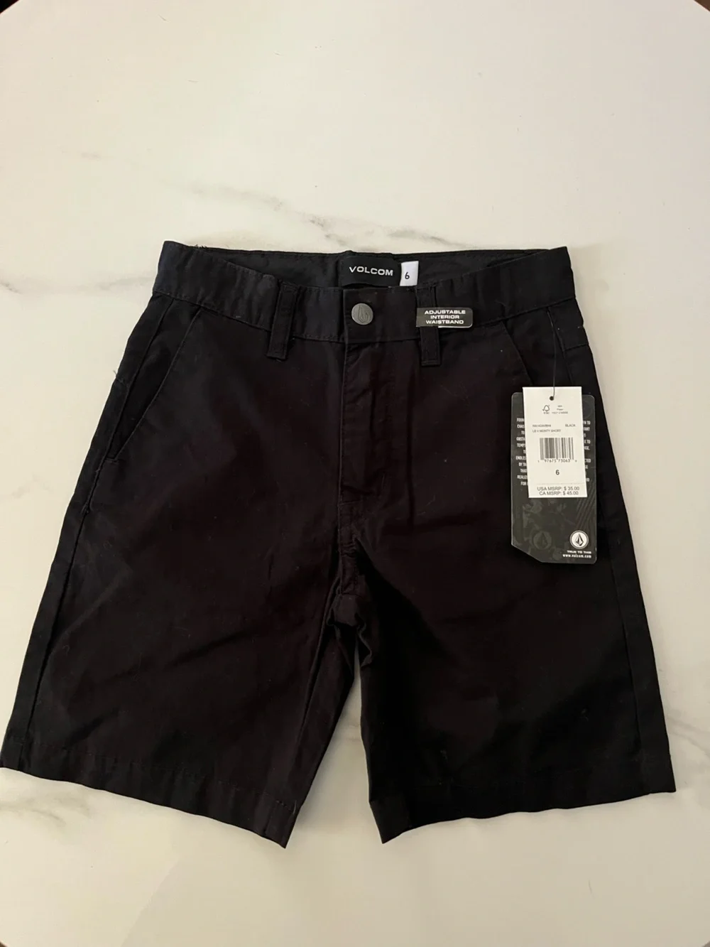 Volcom boys Black Slim Straight shorts